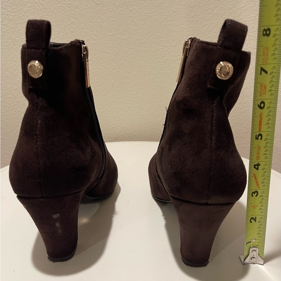 Spring chic awaits! BCBG’s Brown Booties with Plush suede & gold zippers - Picture 4 of 5